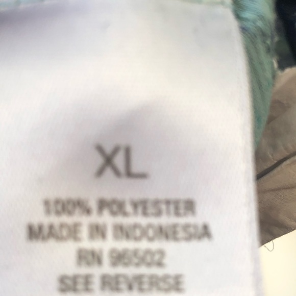 db est. 1962 sheer button down sheer tunic. - Picture 6 of 6